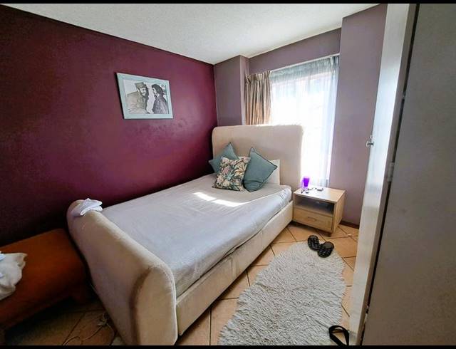 2 BEDROOM APARTMENT FOR SALE IN DIE HOEWES